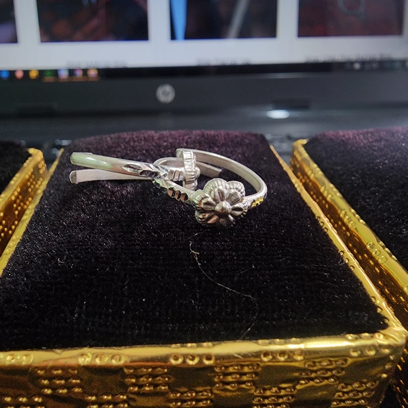 Phul Toe Ring