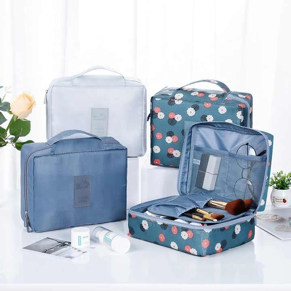 Cosmetics & Makeup Organizer Bag