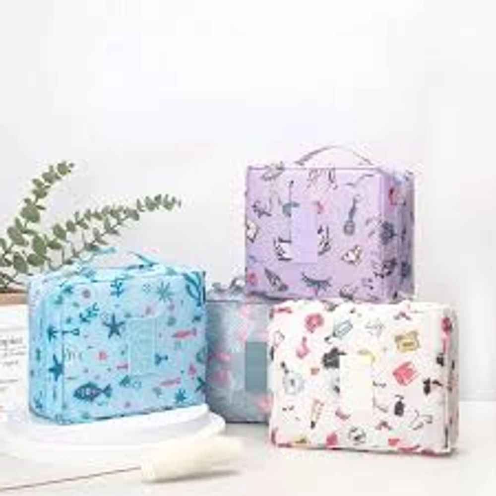 Cosmetics & Makeup Organizer Bag - Image 3