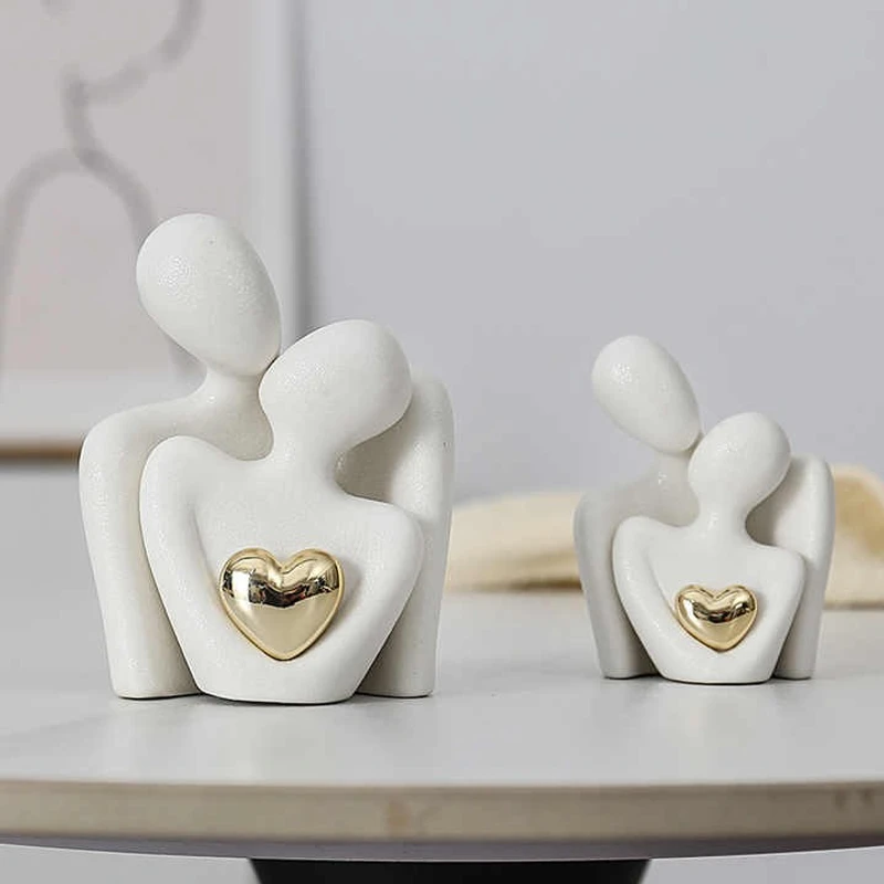 Ceramic Black and White Couple Hug Ornaments for Home Decoration