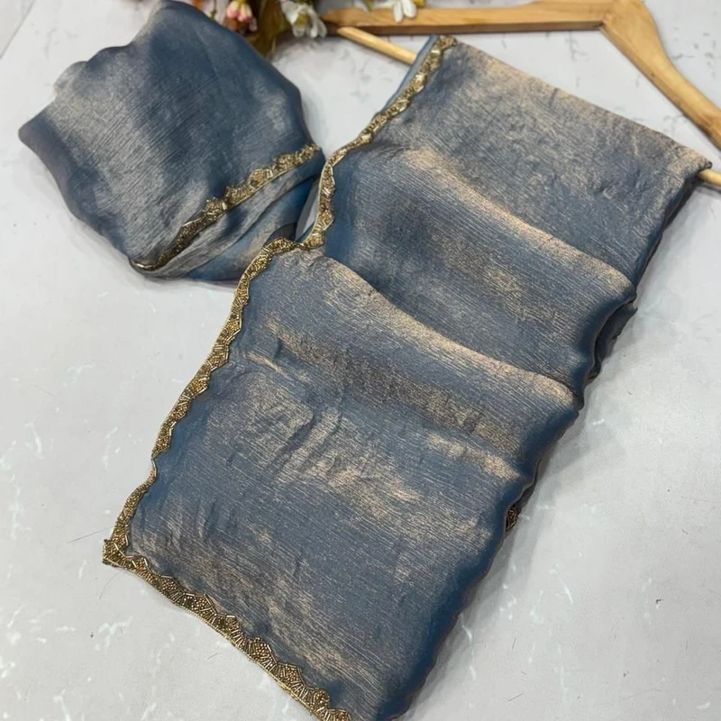 Chiffon Fendi Dual Toned Saree