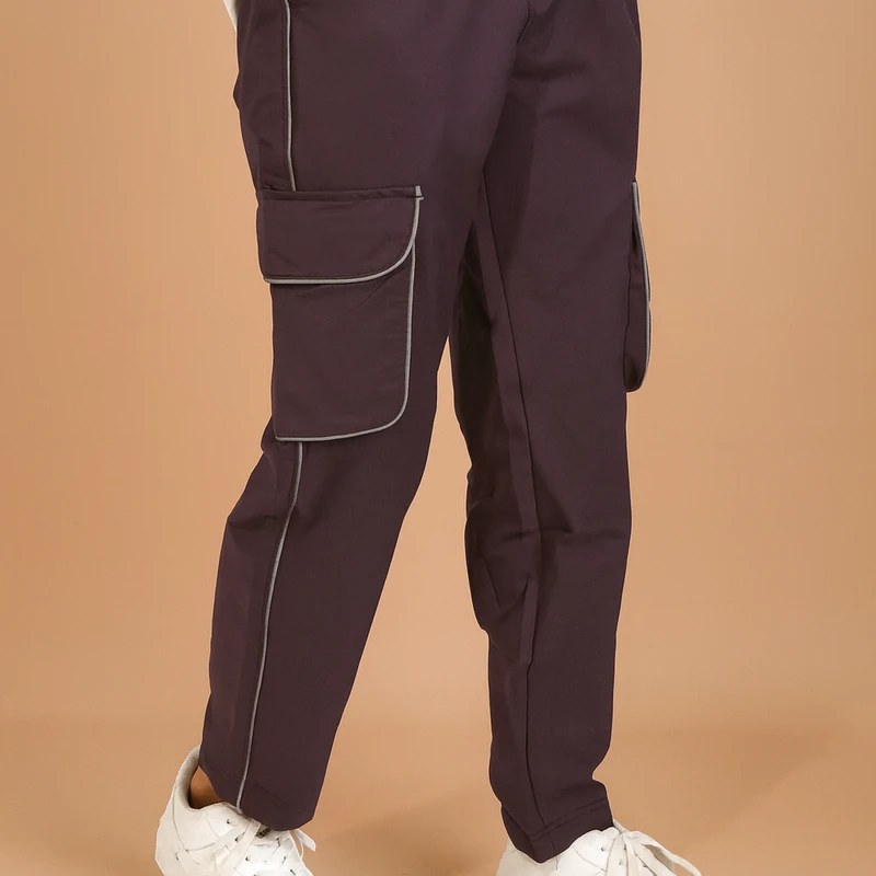 👖 “Cargo Joggers That Redefine Comfort & Style!”(Dark Wine)