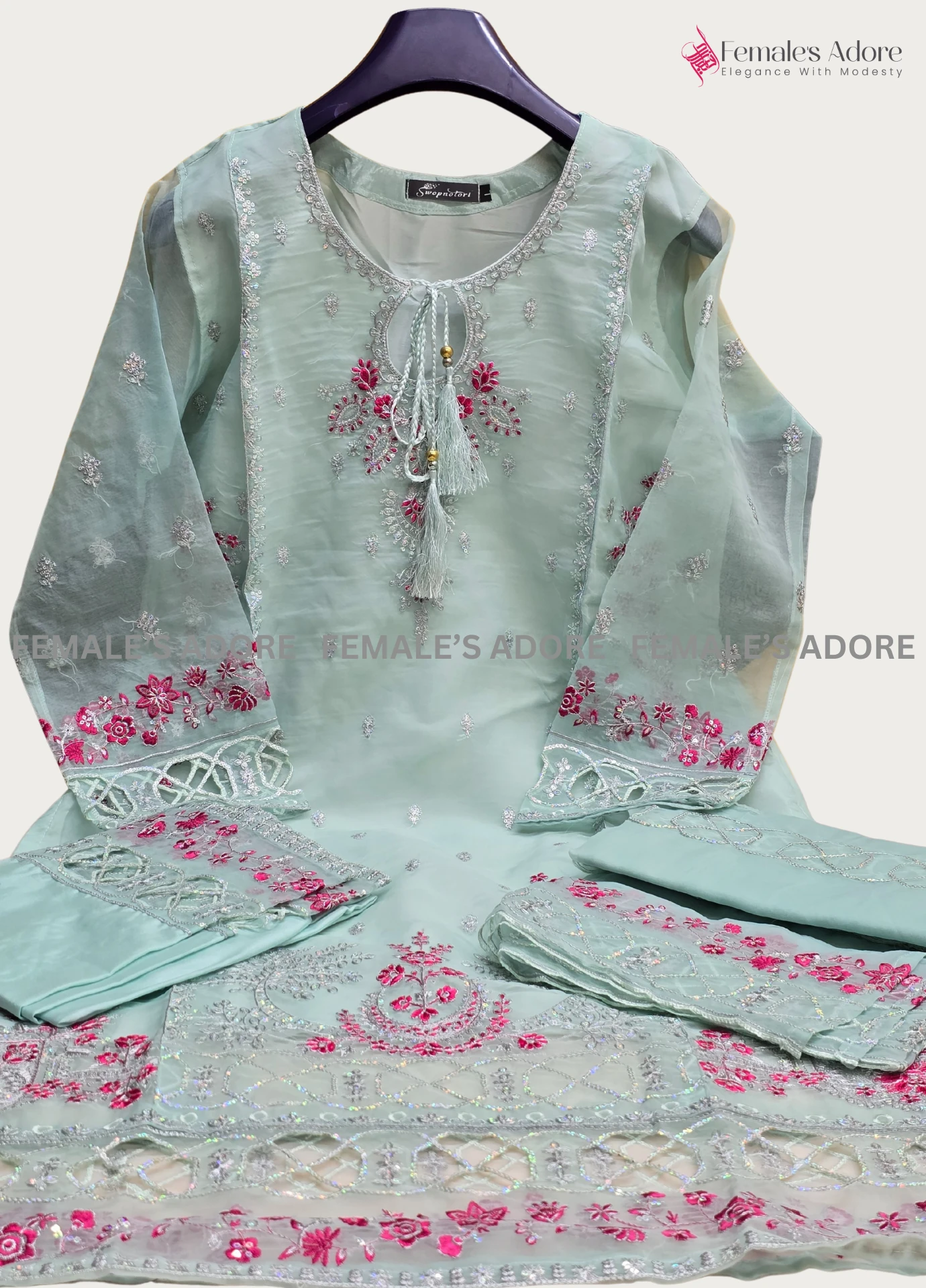 PAKISTANI INSPIRED DESIGN SADABAHAR - FEROZA