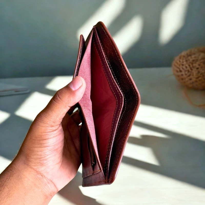 Multiple wallet - Chocolate - Image 3