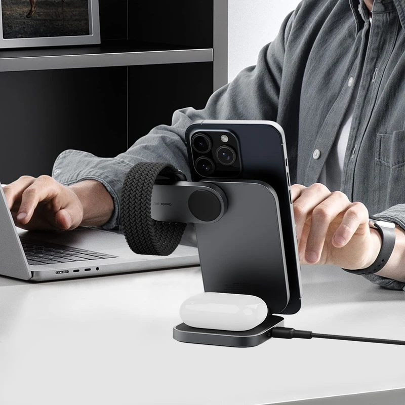 AUKEY LC-MC312 MagFusion Z Qi2 3-in-1 Foldable Wireless Charging Station - Image 8