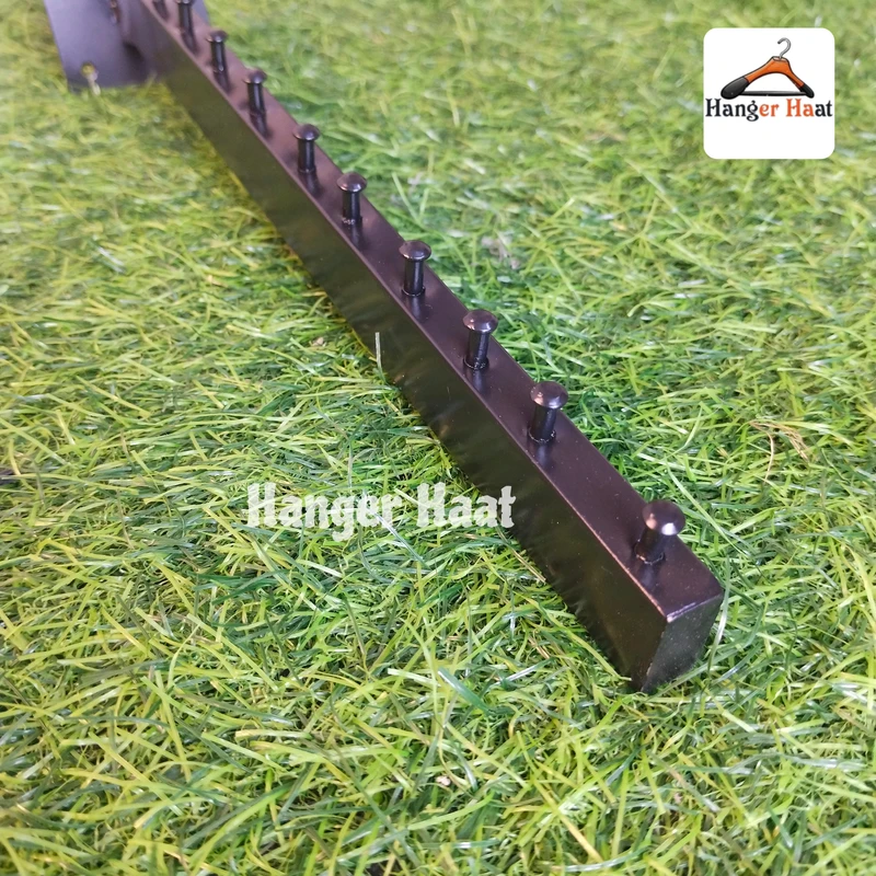 কালো ওয়াল স্ট্যান্ড