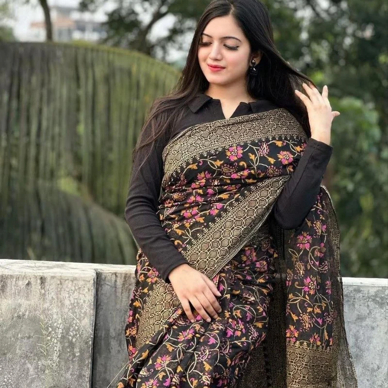 প্রিমিয়াম ধুপিয়ান সিল্ক শাড়ী + ব্লাউজ পিছ (কোড- 252)