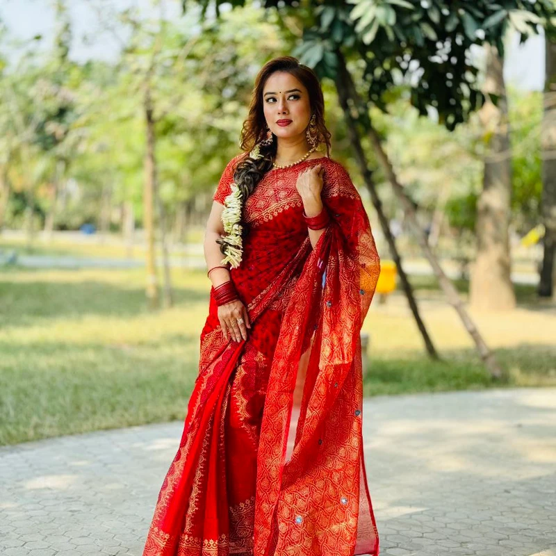 💧প্রিমিয়াম সেমি মসলিন শাড়ী + ব্লাউজ পিছ (কোড- 247)💧