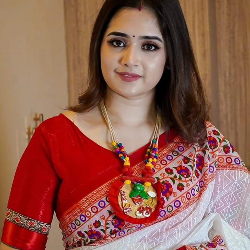 💧প্রিমিয়াম হাফসিল্ক শাড়ী + ব্লাউজ পিছ (কোড- 205)💧