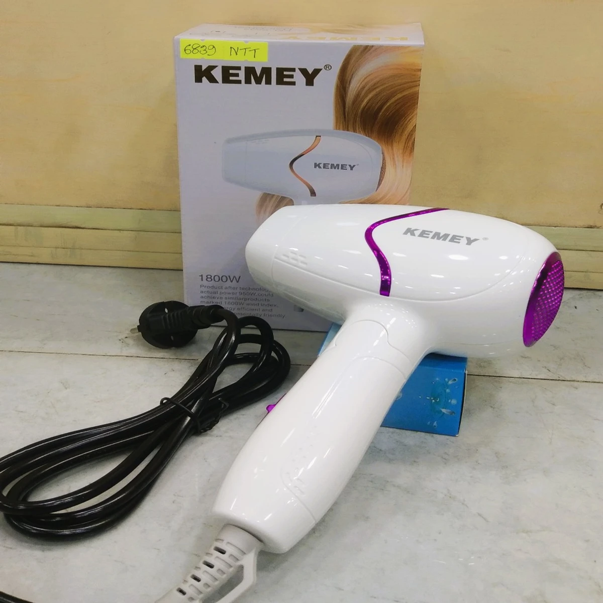 Kemie hair dryer