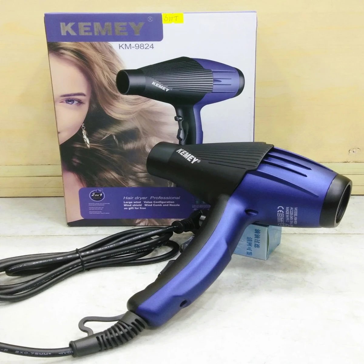 Kemie hair dryer