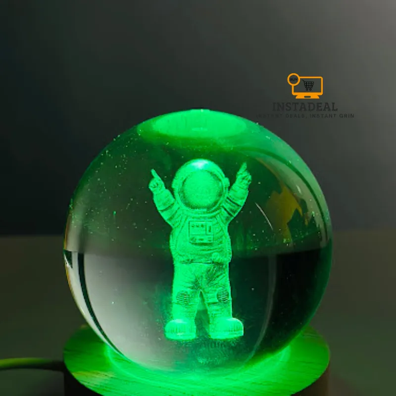 3D Crystal Ball – Astronaut (7 Color Base) - Image 4