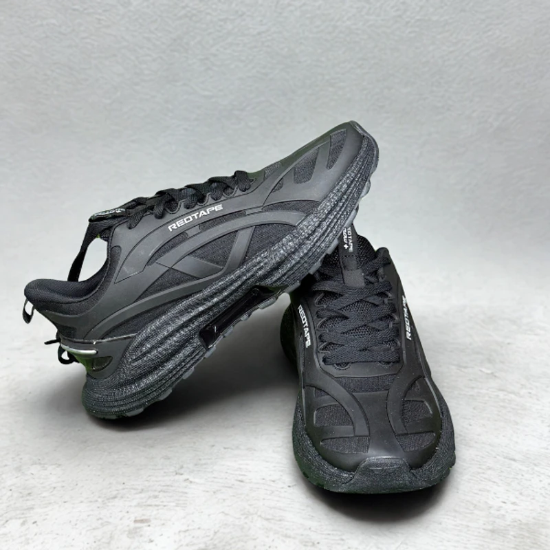 🚀 "RedTape UltraFlex Running Shoes – Engineered for Comfort, Designed for Style"