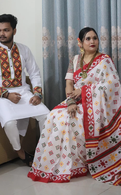 কম দামে সেরা মানের শাড়ি পাঞ্জাবির কাপল ড্রেস
