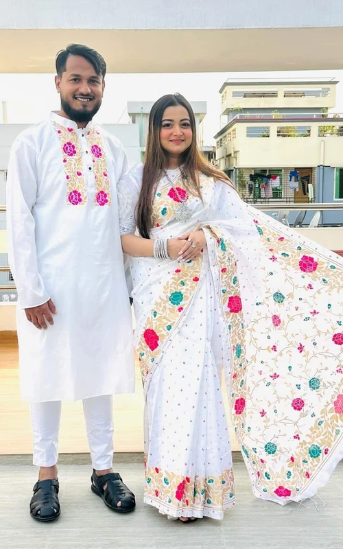 স্টাইল ও ভালোবাসার মিশেলে কাপল ড্রেস