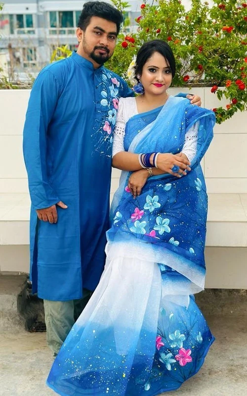 স্টাইল ও ভালোবাসার মিশেলে কাপল ড্রেস