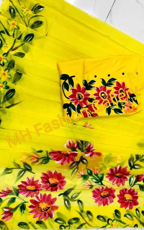 স্টাইল ও ভালোবাসার মিশেলে হ্যান্ড প্রিন্ট কাপল ড্রেস