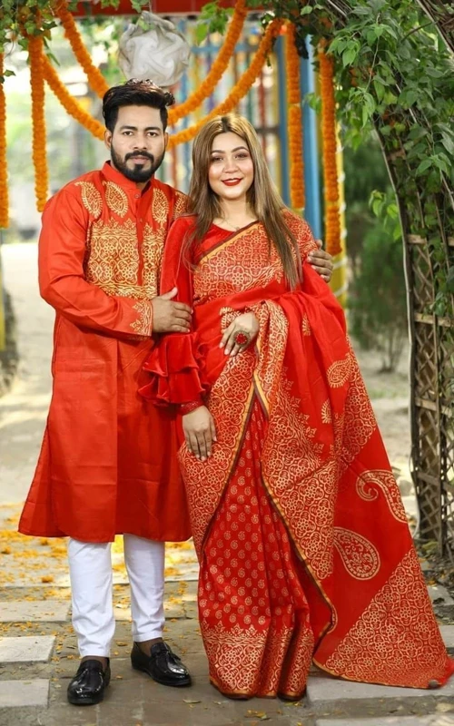 অসাধারণ সুন্দর নতুন শাড়ি পাঞ্জাবির কাপল ড্রেস