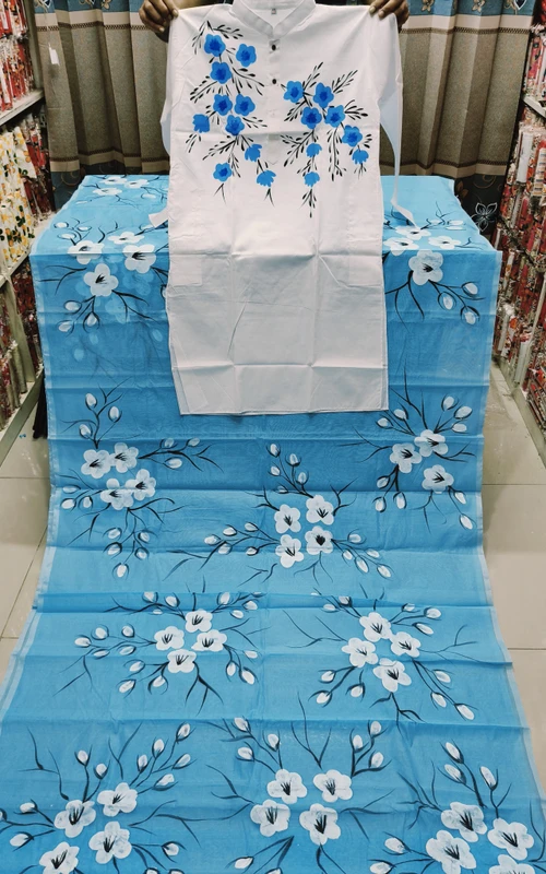 ট্রেন্ডি আর ইউনিক হ্যান্ড প্রিন্ট কাপল ড্রেস