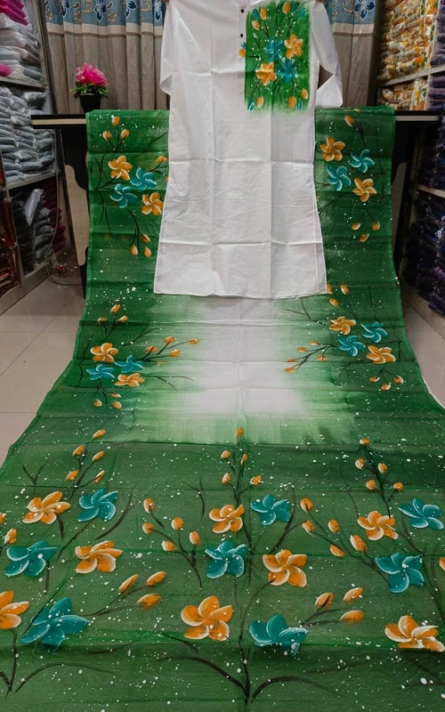 চোখ ধাঁধানো ডিজাইনের হ্যান্ড প্রিন্ট কাপল ড্রেস