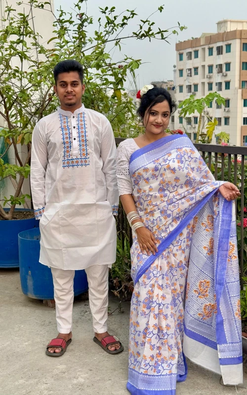 আকর্ষণীও ভাইরাল শাড়ি পাঞ্জাবির কাপল ড্রেস