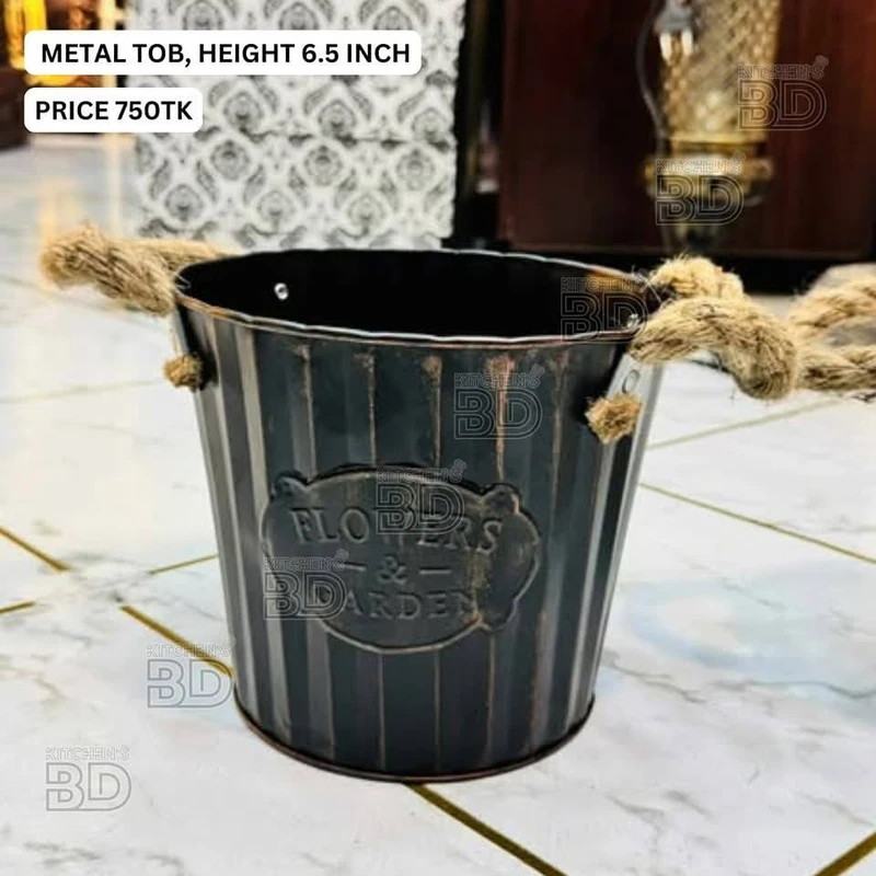Iron Bucket – Rustic Flower Pot for Charming Decor - Image 3