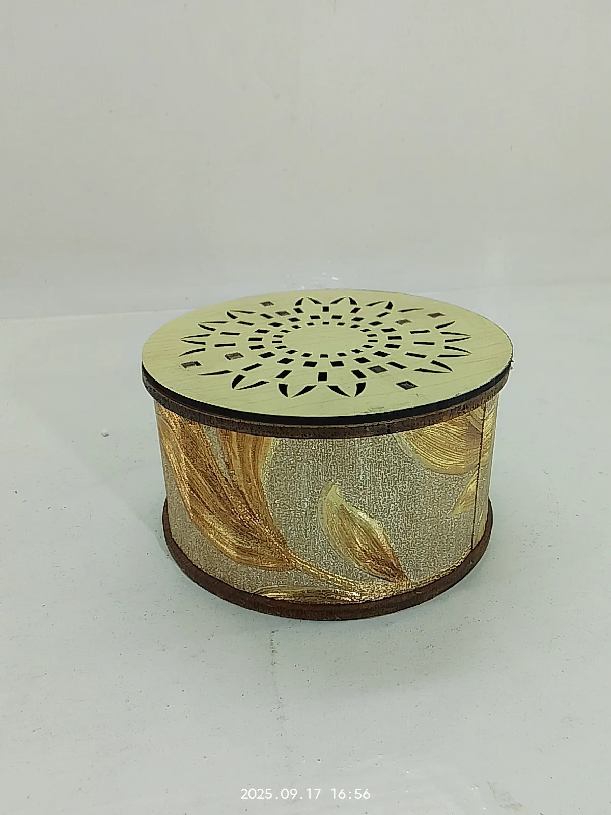 Round Wooden Jewelry Box