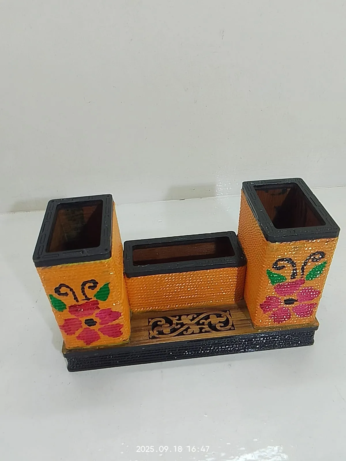Wooden Hand-Painted Pen Holder