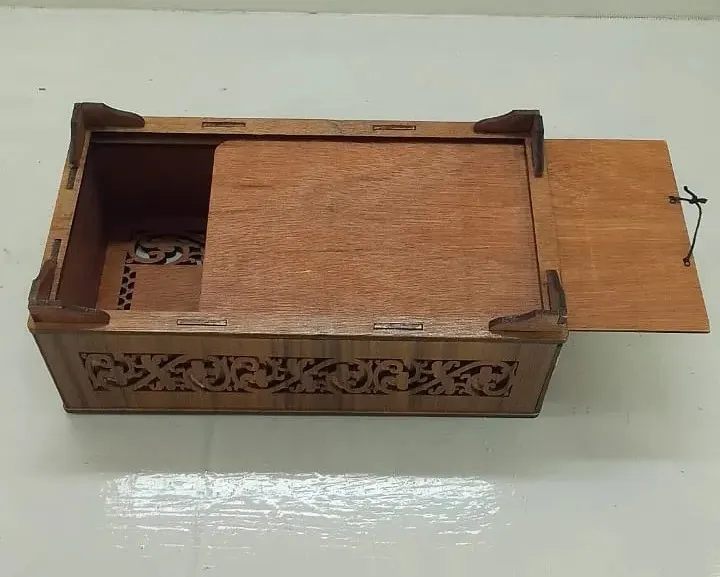 Royal Wooden Tissue Box - Thumbnail 3