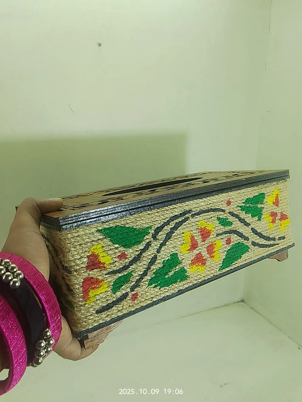 Wooden Hand-Painted Tissue Box( jute specical) - Thumbnail 4