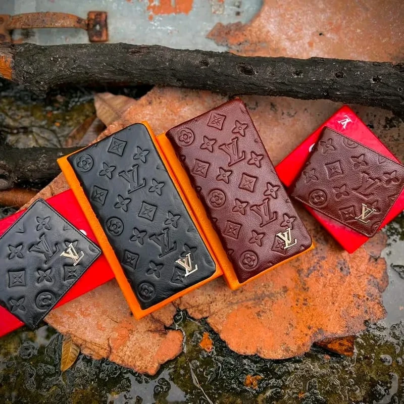 YL LEATHER WALLET