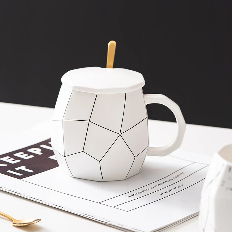 Modern Black & White Ceramic Mug with Lid and Spoon
