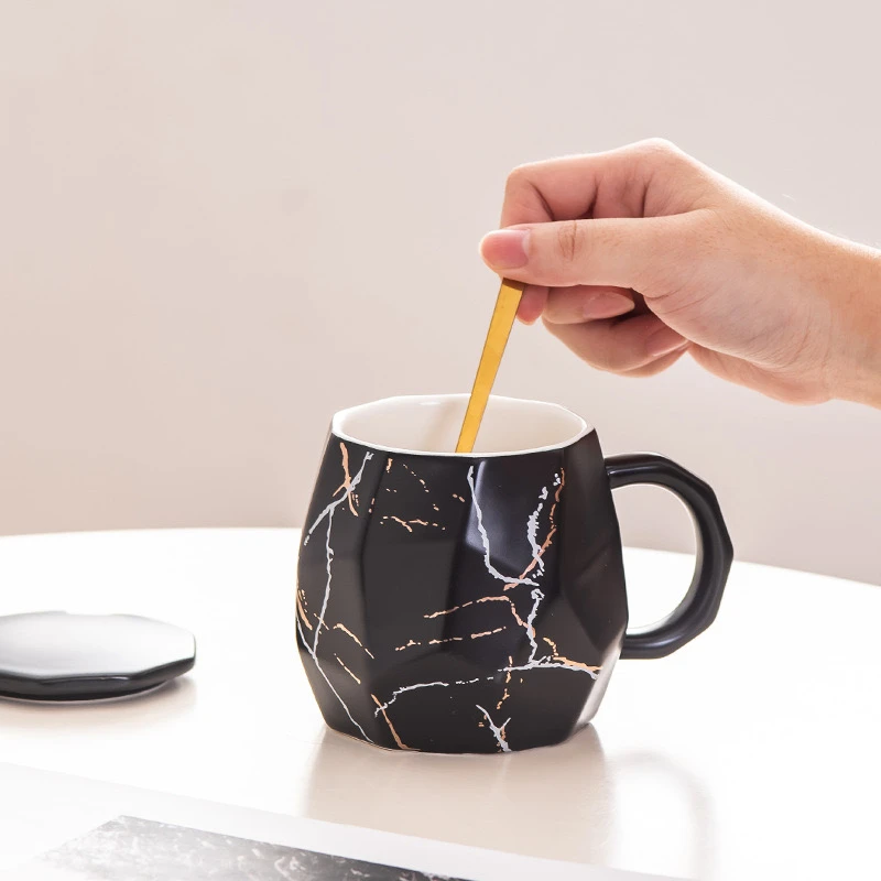 Modern Black & White Ceramic Mug with Lid and Spoon - Image 6