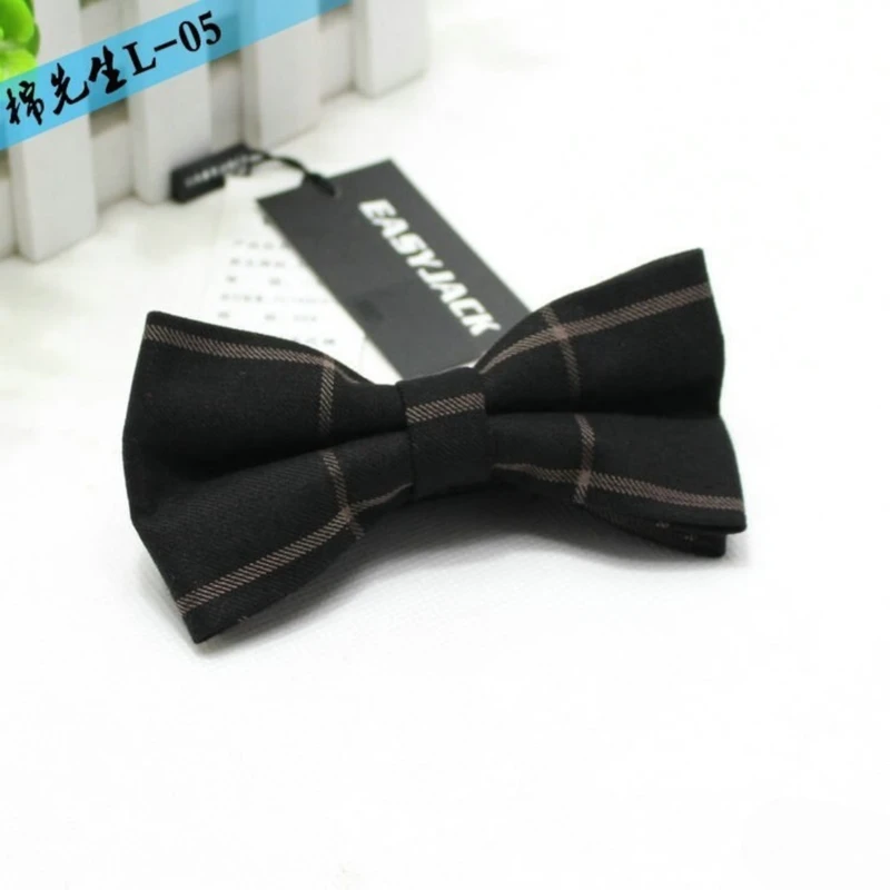 Checkered Bow Tie. Bow-16