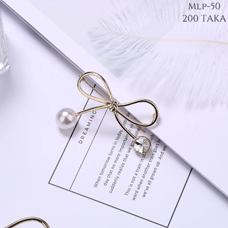 Stylish Pearl Metal Lapel Pin. MLP-50