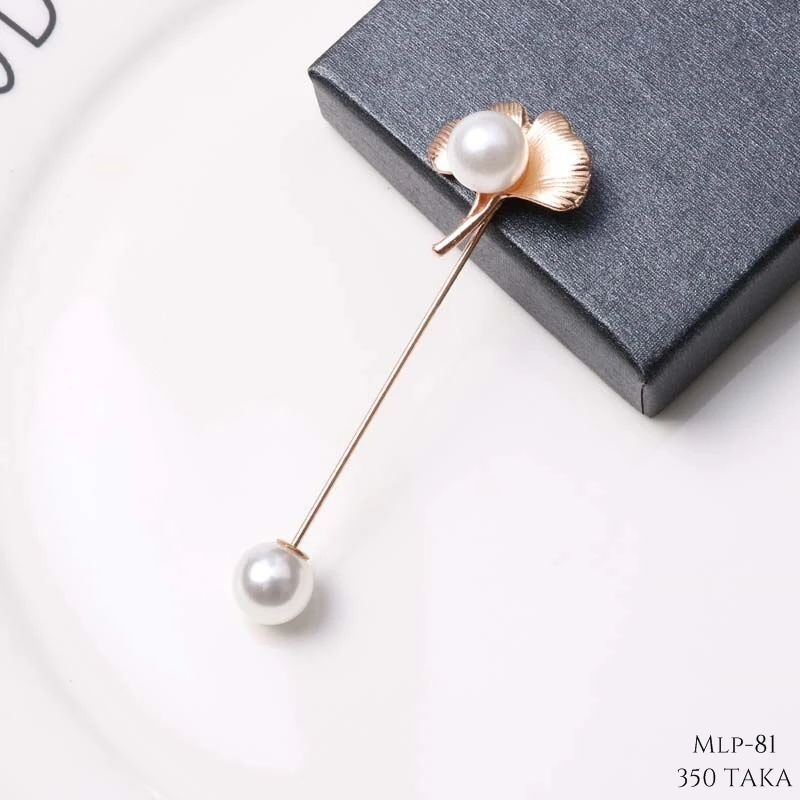 Pearl Leaf Lapel Pin. MLP-81