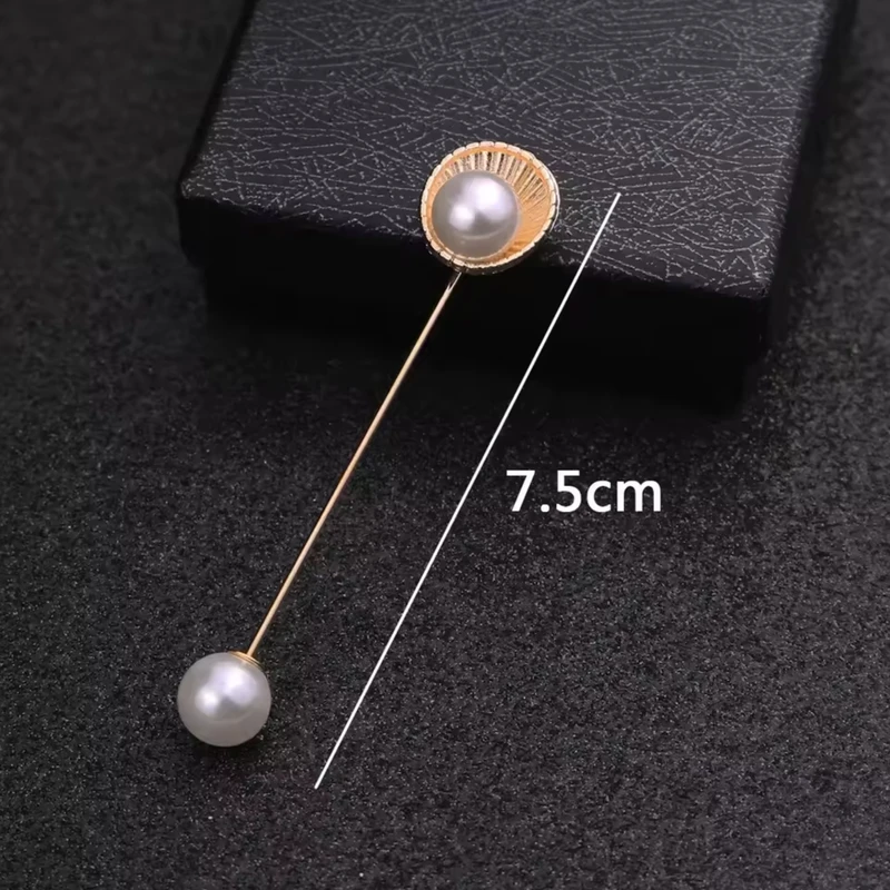 Leaf With Pearl Metal Lapel Pin. MLP-14