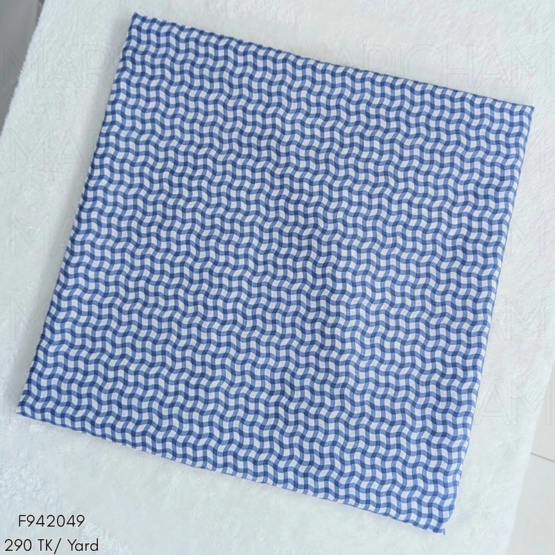 White-Blue Abstract Pattern Cotton Fabric F942049