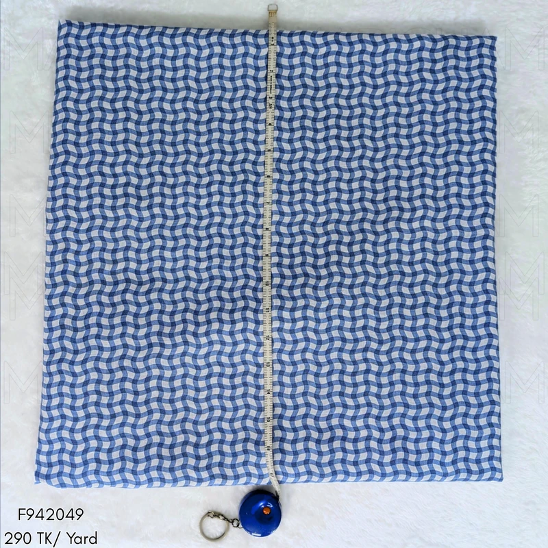 White-Blue Abstract Pattern Cotton Fabric F942049