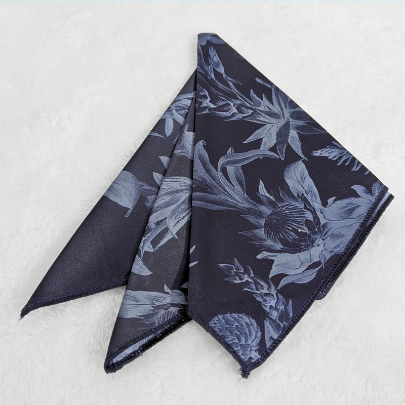 Floral 13x13 Pocket Square. PS-13050