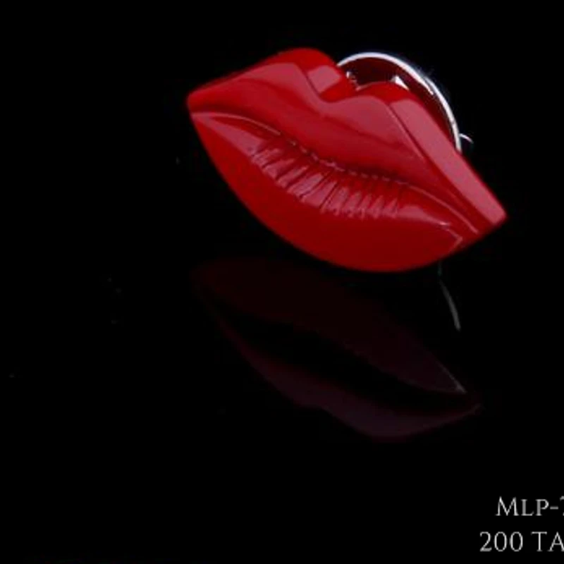 Red Lips Shaped Metal Lapel Pin. MLP-73