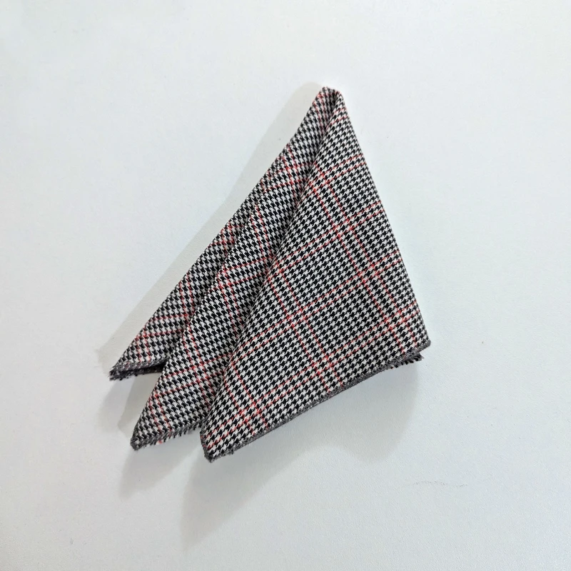 Checkered 10x10 Pocket Square. PS-1001