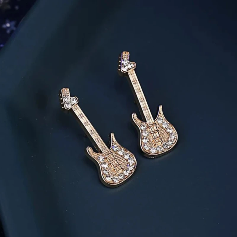 Guitar Shaped Metal Lapel Pin. MLP-39 - Image 4