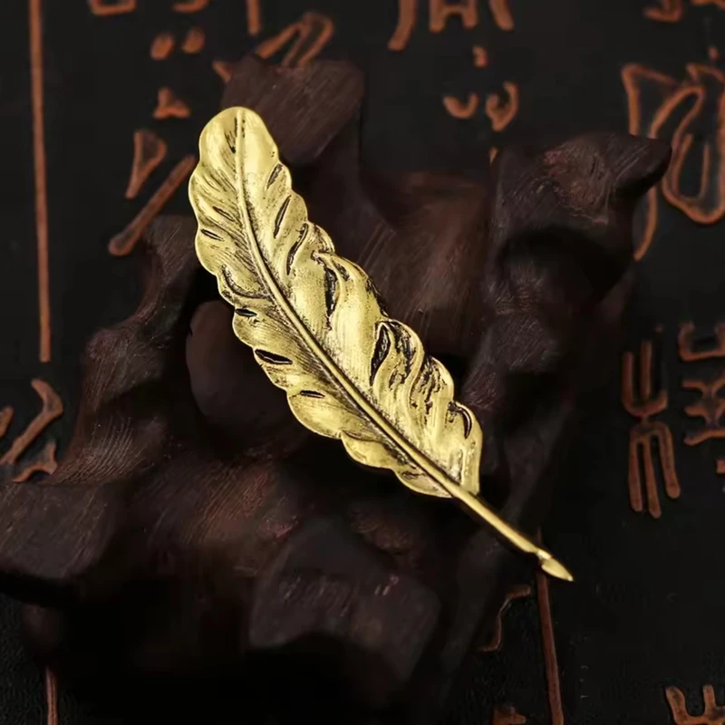 Feather Design Metal Lapel Pin. MLP-19