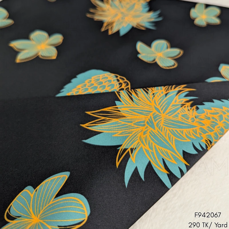 Black-Sky-Blue Pineapple Design Stretchable Fabric F942067 - Image 3
