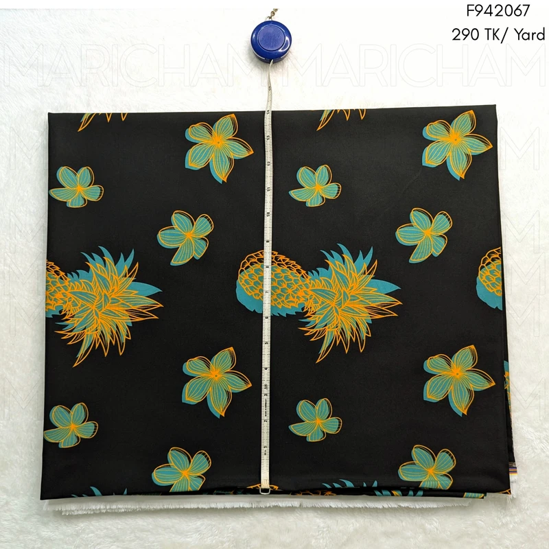 Black-Sky-Blue Pineapple Design Stretchable Fabric F942067 - Image 4