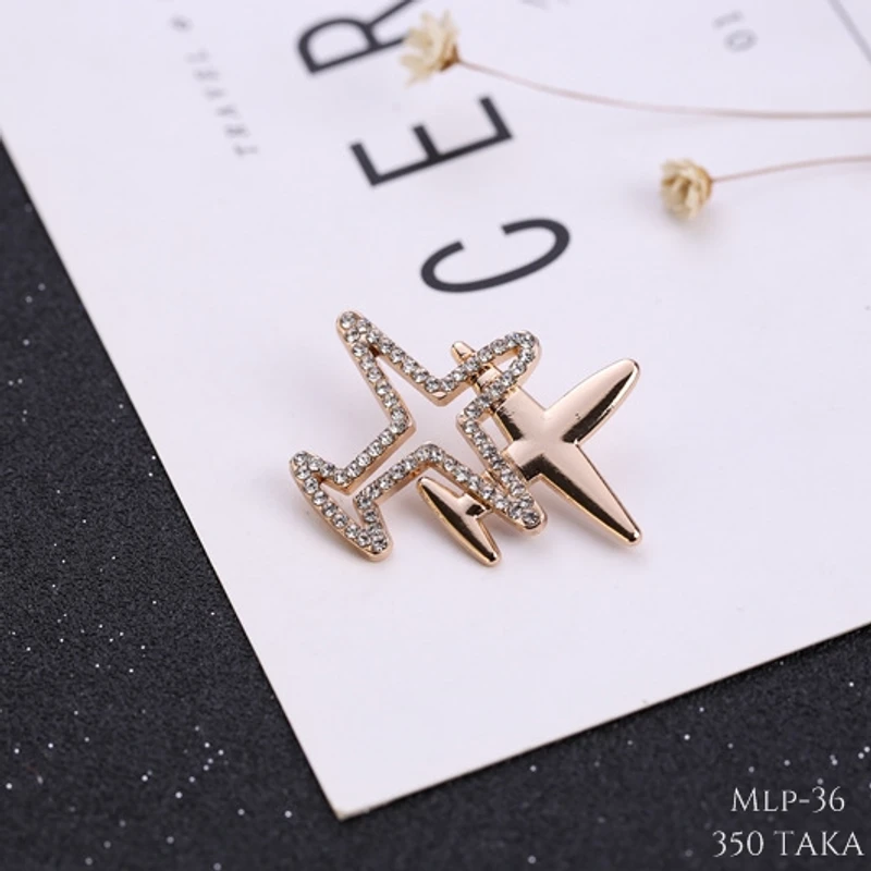 Golden Stoned Airplane Metal Lapel Pin. MLP-36