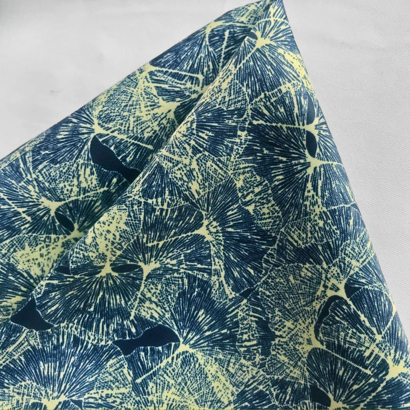 Floral 13x13 Pocket Square. PS-13051