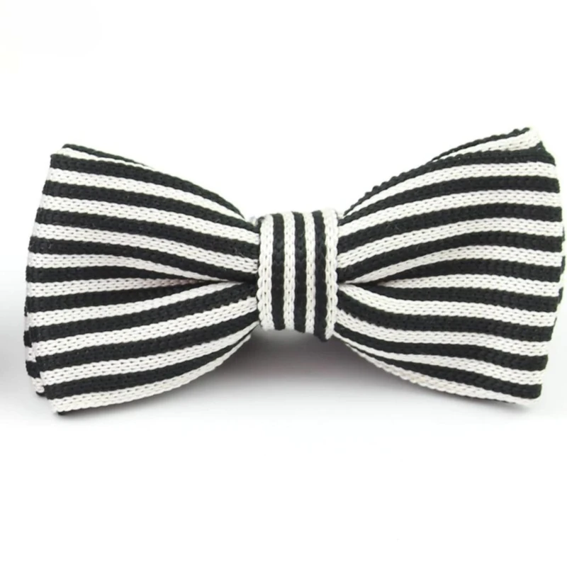 Black & White Striped Knitted Bow Tie. Bow-4 - Image 3