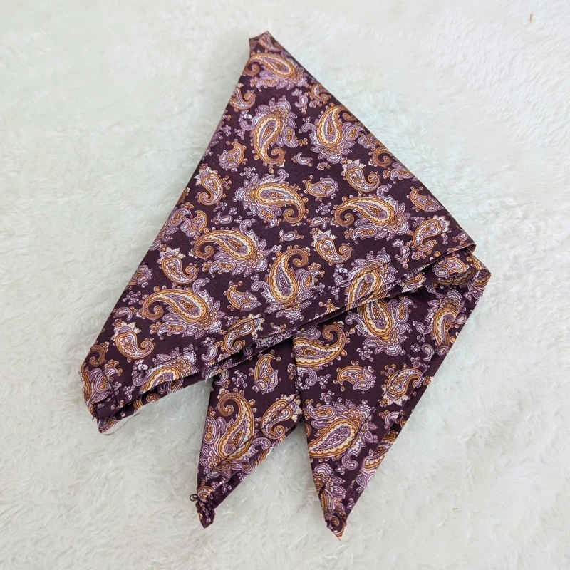 Burgundy Paisley Design Satin 13x13 Pocket Square. PS-13063